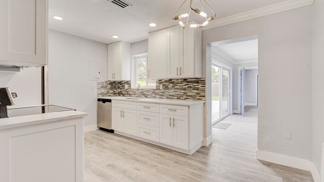 1760 NW 18th Street NW, Fort Lauderdale, FL 33311