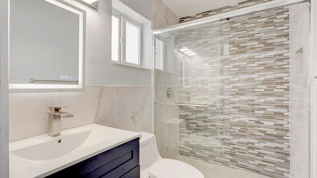 1760 NW 18th Street NW, Fort Lauderdale, FL 33311