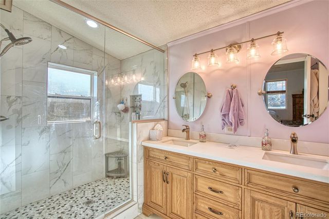 4704 Timberline Avenue, Longmont, CO 80504