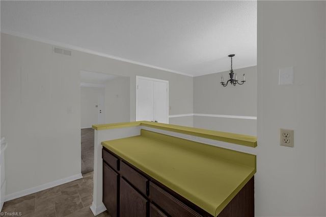 5735 Bramblegate Road G, Greensboro, NC 27409