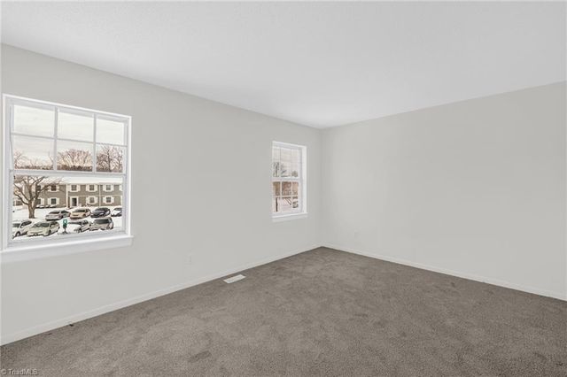 5735 Bramblegate Road G, Greensboro, NC 27409