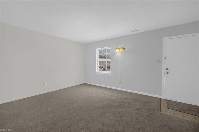 5735 Bramblegate Road G, Greensboro, NC 27409