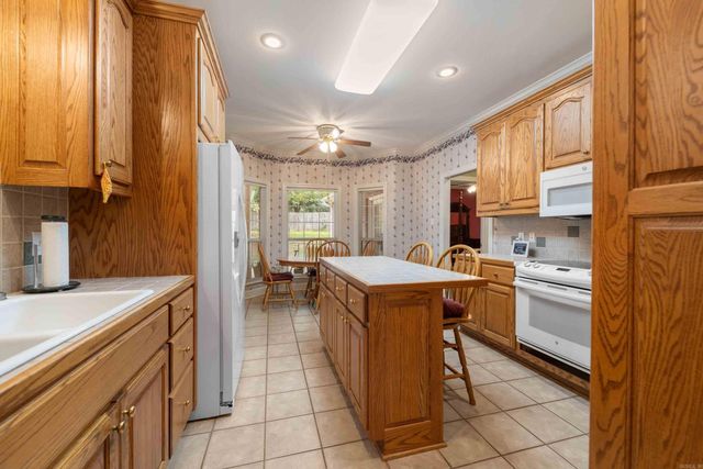 3810 Millbrook Drive, Bryant, AR 72022