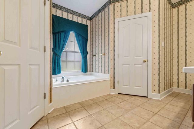 3810 Millbrook Drive, Bryant, AR 72022