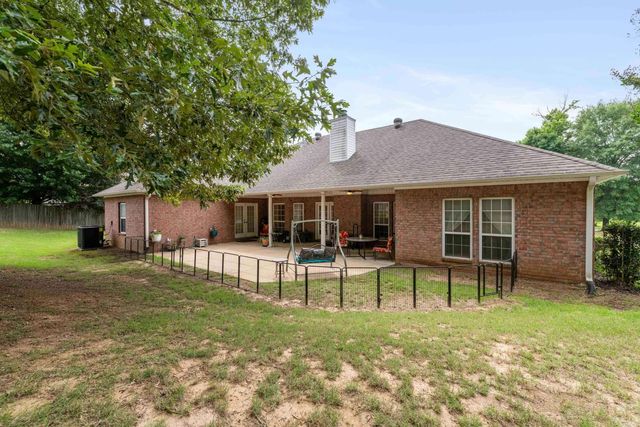 3810 Millbrook Drive, Bryant, AR 72022