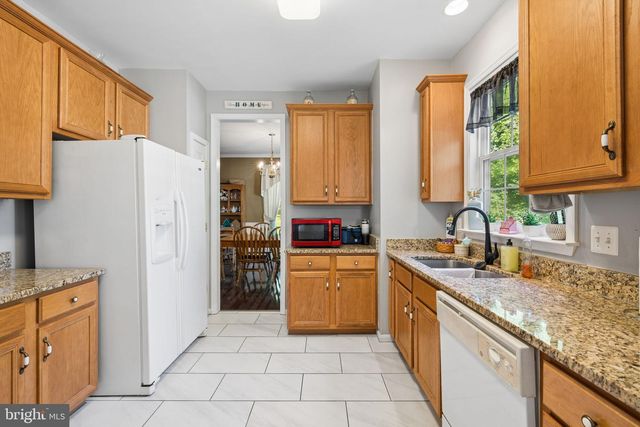 17609 OVERLOOK RD, Dumfries, VA 22026