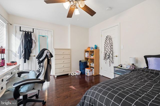 17609 OVERLOOK RD, Dumfries, VA 22026