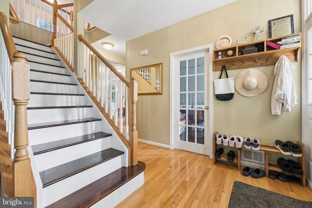 17609 OVERLOOK RD, Dumfries, VA 22026
