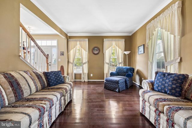 17609 OVERLOOK RD, Dumfries, VA 22026
