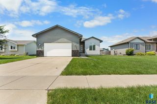 307 S Shebal Ave Avenue, Harrisburg, SD 57032