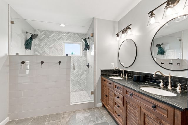 824 Clematis Dr, Nashville, TN 37205