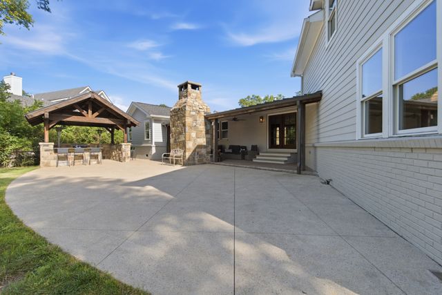 824 Clematis Dr, Nashville, TN 37205