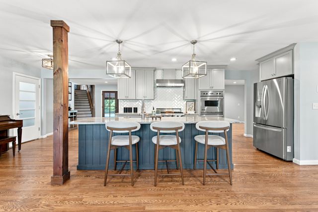 824 Clematis Dr, Nashville, TN 37205