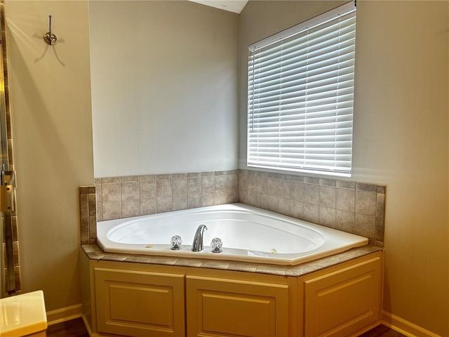 725 N Alder Street, Gardner, KS 66030