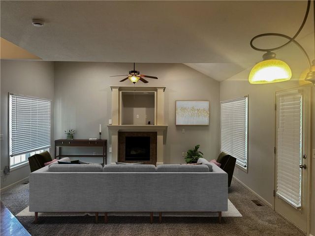 725 N Alder Street, Gardner, KS 66030