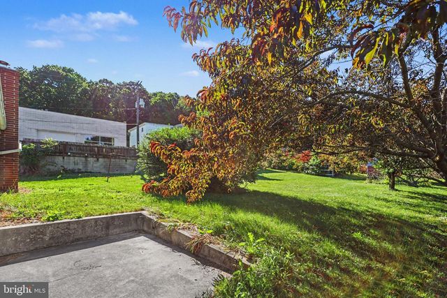 4608 KLINESVILLE RD, Columbia, PA 17512