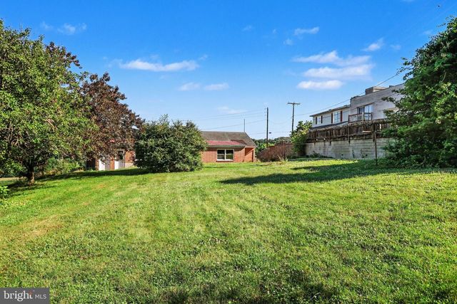 4608 KLINESVILLE RD, Columbia, PA 17512