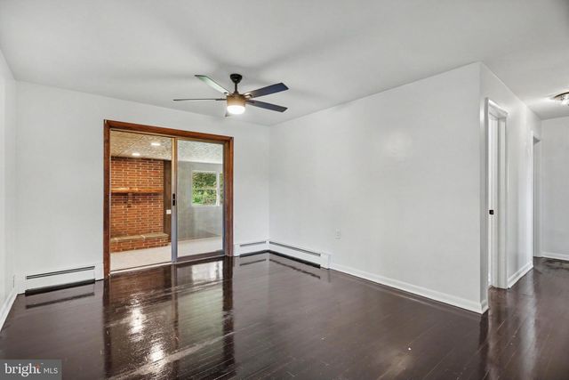 4608 KLINESVILLE RD, Columbia, PA 17512