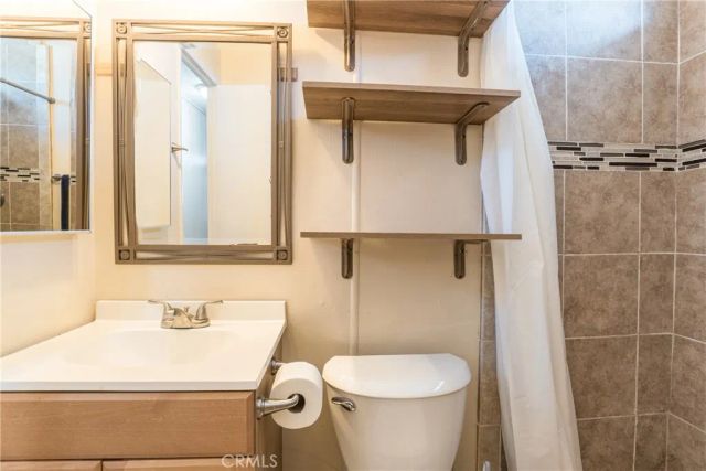 17705 S Western 118, Gardena, CA 90248
