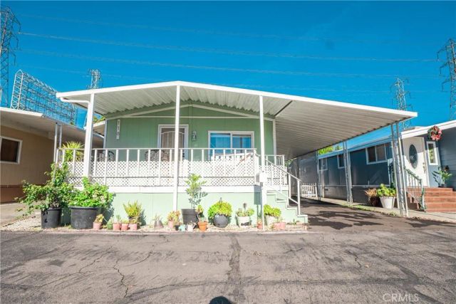 17705 S Western 118, Gardena, CA 90248