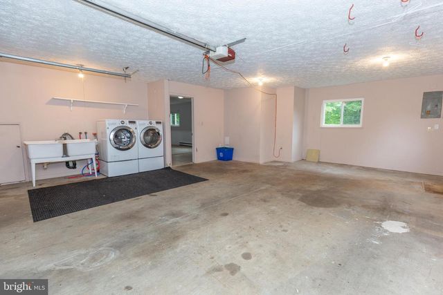 1517 CAROLINE ST, Winchester, VA 22601