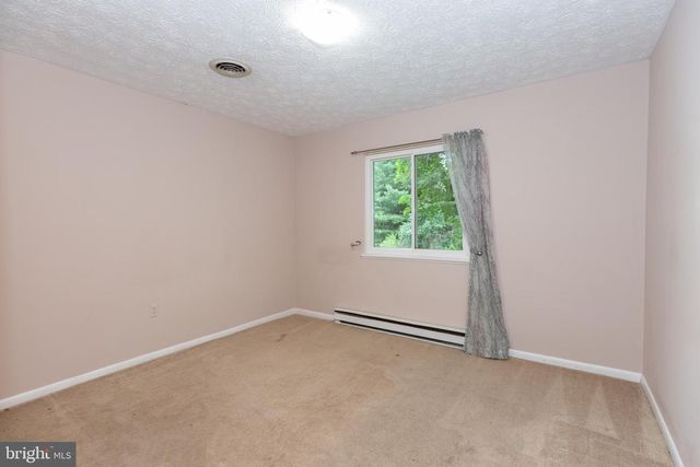 1517 CAROLINE ST, Winchester, VA 22601