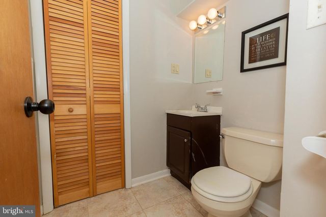 1517 CAROLINE ST, Winchester, VA 22601