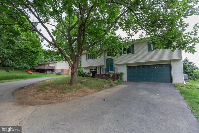 1517 CAROLINE ST, Winchester, VA 22601