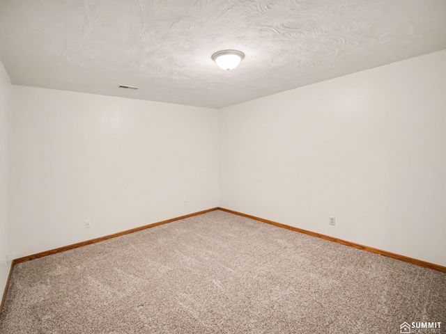 2835 N 36th Street, Lincoln, NE 68504