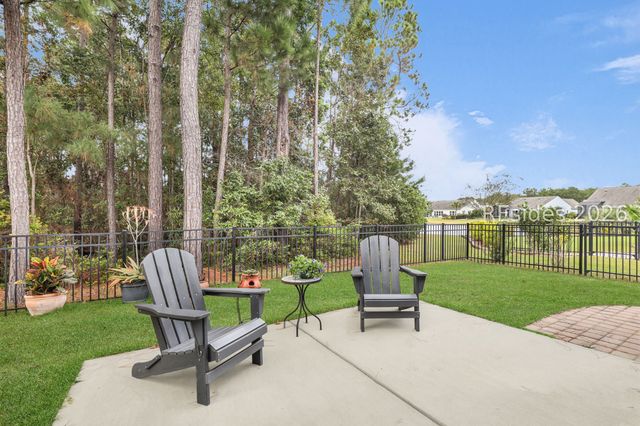 25 Weeping Willow Dr, Bluffton, SC 29910