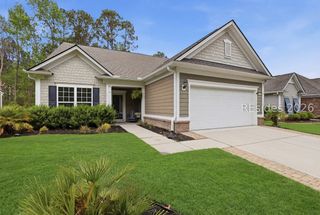 25 Weeping Willow Dr, Bluffton, SC 29910