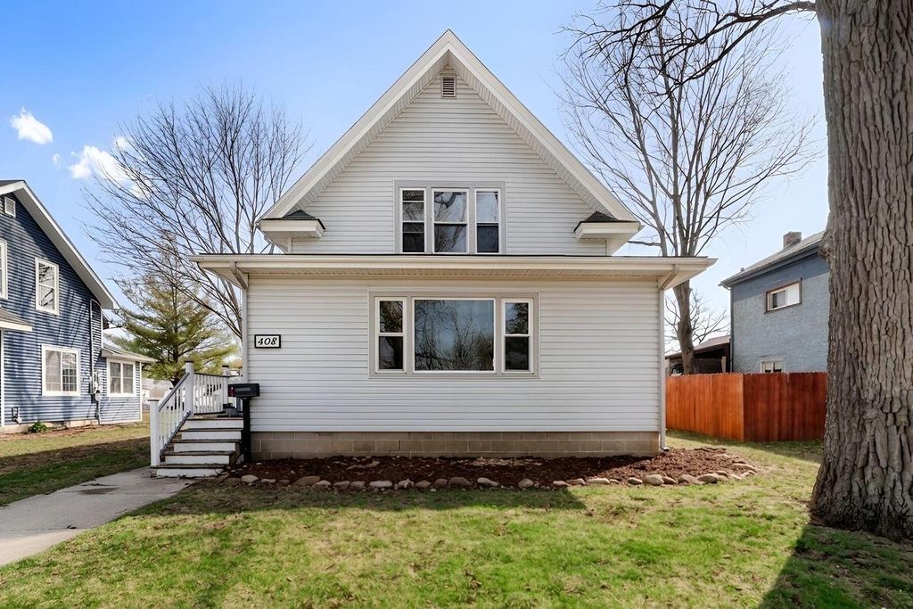 408 E Geneva STREET, Delavan, WI 53115