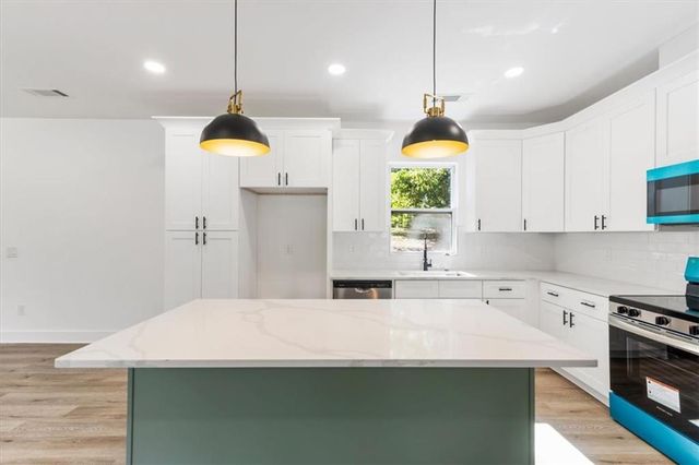6885 Silver Maple Trail, Fairburn, GA 30213