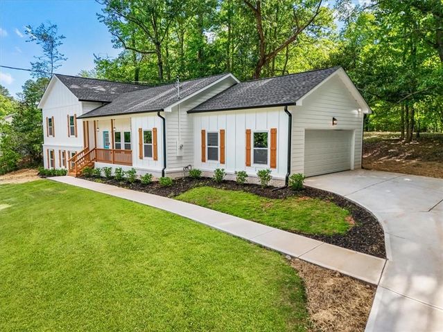 6885 Silver Maple Trail, Fairburn, GA 30213