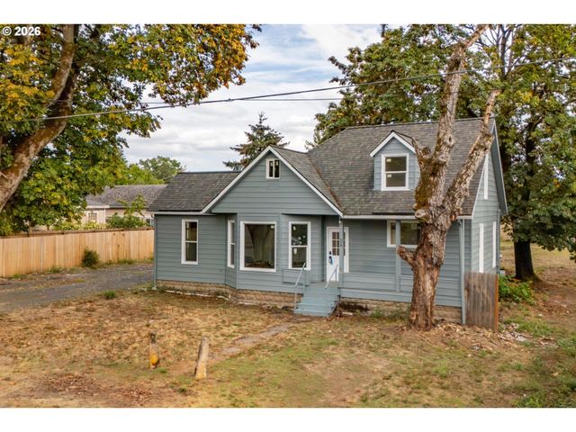 714 WATER St, Dayton, OR 97114