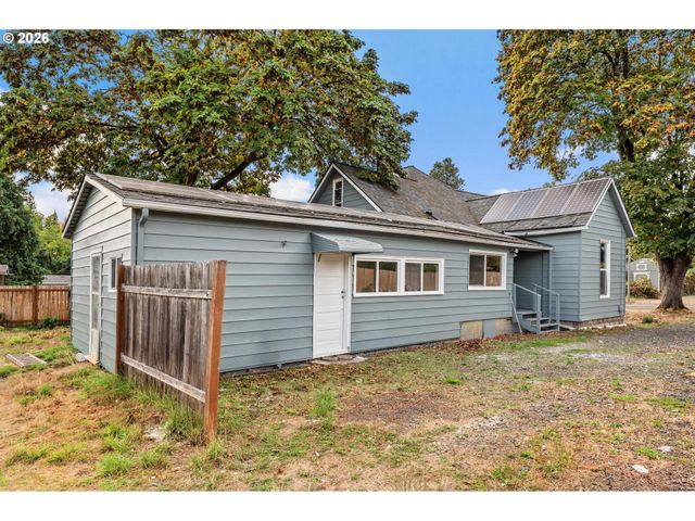 714 WATER St, Dayton, OR 97114