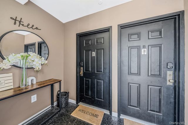 821 Prospect Avenue, Westbury, NY 11590