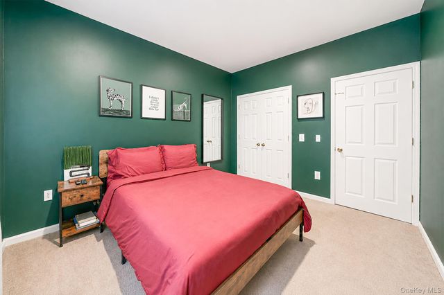 821 Prospect Avenue, Westbury, NY 11590