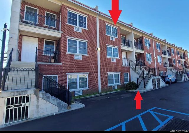 821 Prospect Avenue, Westbury, NY 11590