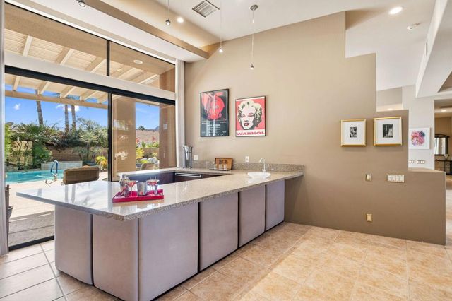 12 Boulder Lane, Rancho Mirage, CA 92270