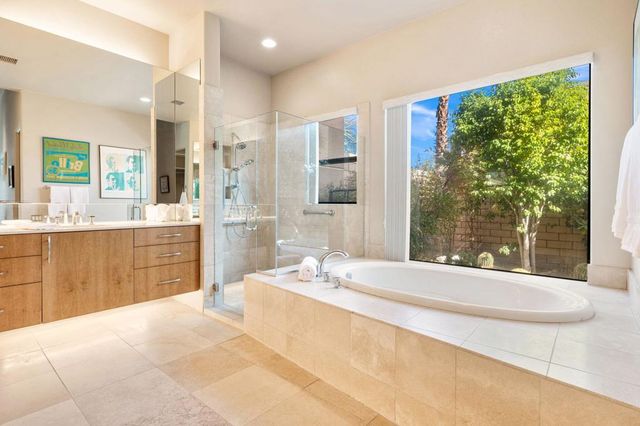 12 Boulder Lane, Rancho Mirage, CA 92270