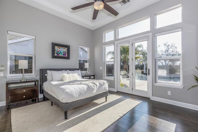 886 886 Old Oak Rd, Livermore, CA 94550