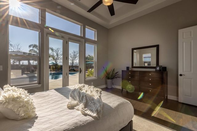 886 886 Old Oak Rd, Livermore, CA 94550