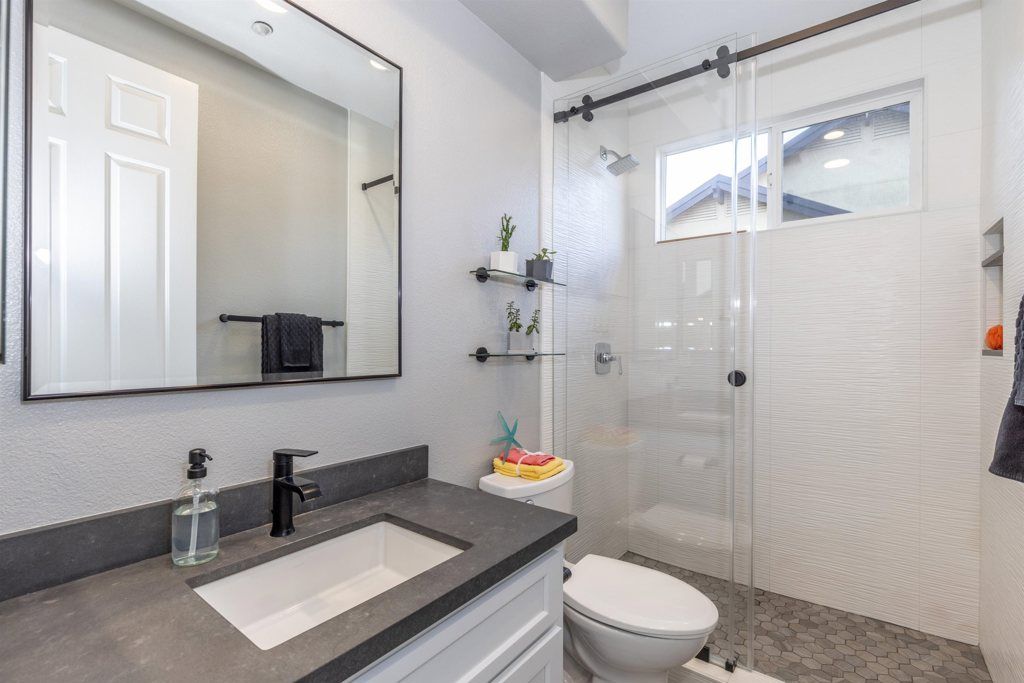 Image 21 of property listing at 886 886 Old Oak Rd, Livermore, CA 94550