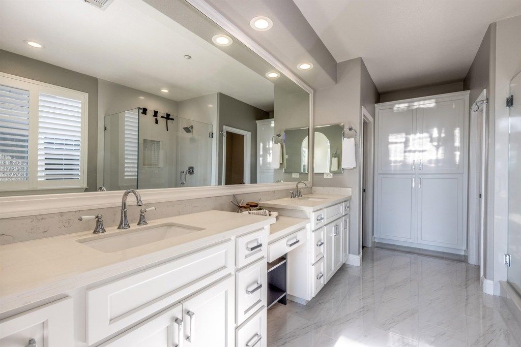 Image 25 of property listing at 886 886 Old Oak Rd, Livermore, CA 94550