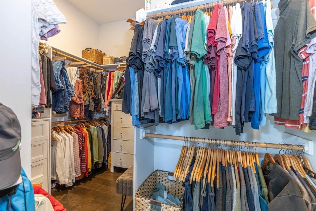 Image 28 of property listing at 886 886 Old Oak Rd, Livermore, CA 94550