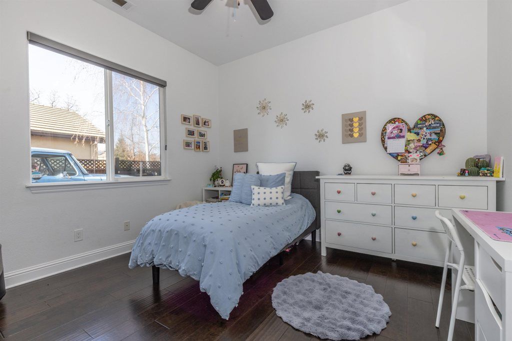 Image 31 of property listing at 886 886 Old Oak Rd, Livermore, CA 94550