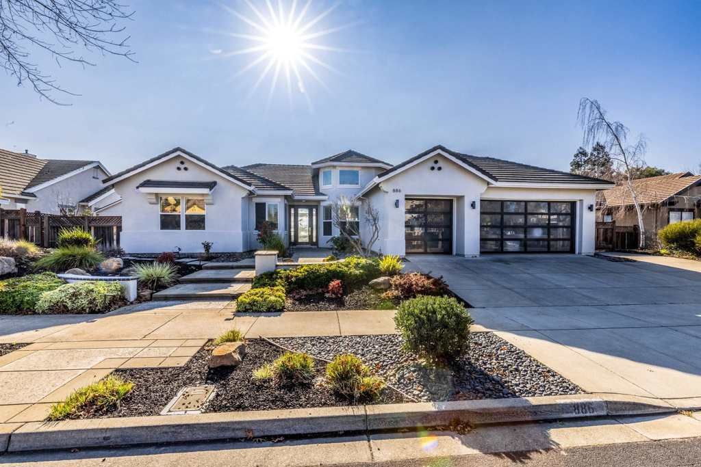 Image 50 of property listing at 886 886 Old Oak Rd, Livermore, CA 94550