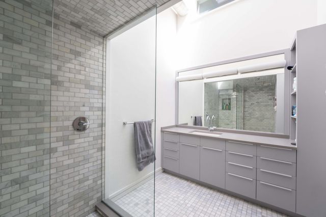 716 N 1st Street 634, Minneapolis, MN 55401