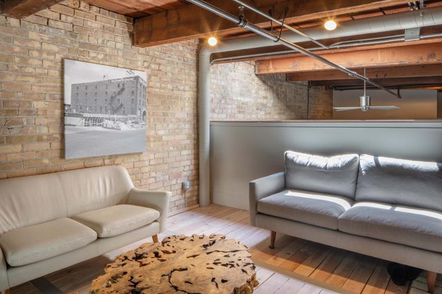 716 N 1st Street 634, Minneapolis, MN 55401